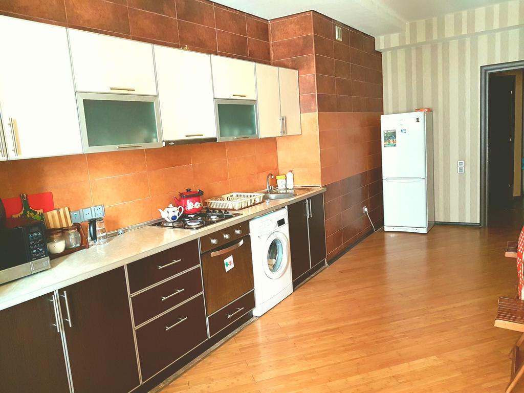 Apartment On Mirqasimov St.29 Baku Exteriör bild