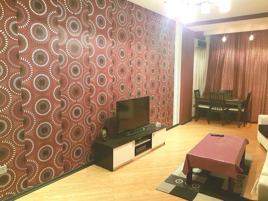 Apartment On Mirqasimov St.29 Baku Exteriör bild