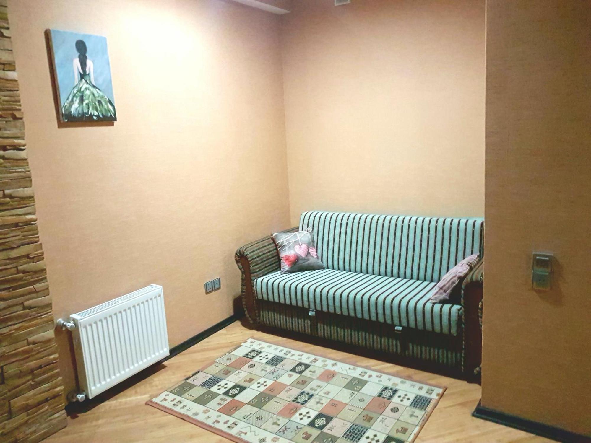 Apartment On Mirqasimov St.29 Baku Exteriör bild